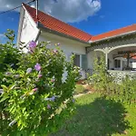 Veranda Porta Apartman *